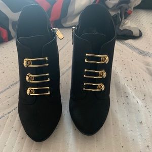 Eva and Zoe boot heels